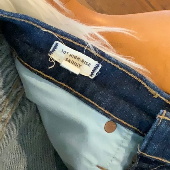 Like new condition dark blue skinny jeans. Madewell brand. - Picture 2 of 3